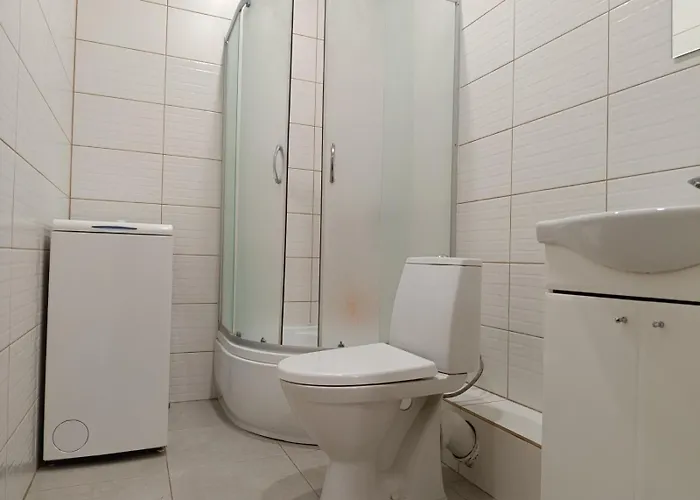 з ремонтом між залізничним вокзалом і центром Апартаменты Львов